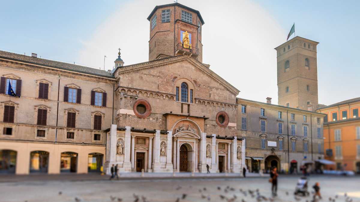 7 Giorni a Reggio Emilia: Un Viaggio tra Storia, Cultura e Gastronomia